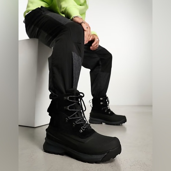 The North Face Chilkat V Lace WP All Black Waterproof Hiking Boots